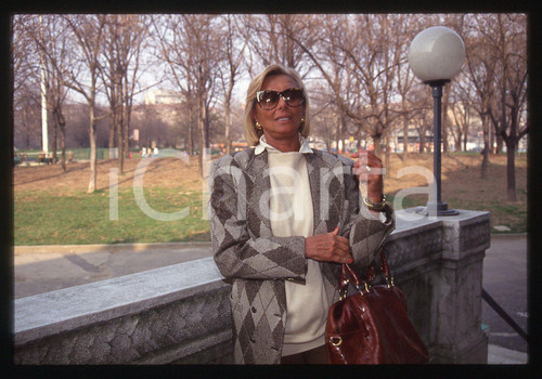 35mm vintage slide* 1990ca MILANO - Sandra MONDAINI ritratto dell'attrice (6)