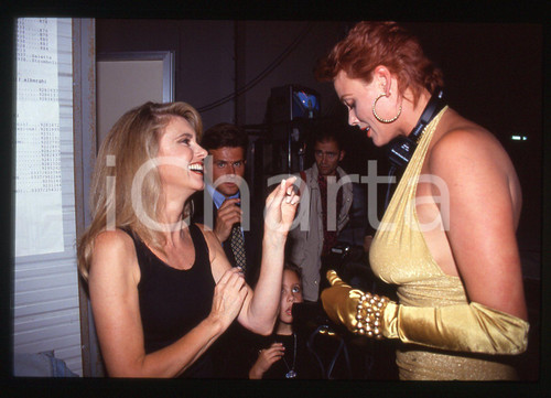 35mm vintage slide* 1992 MILAZZO PREMIO TV Olivia NEWTON-JOHN Brigitte NIELSEN 8