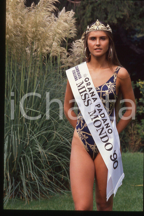 35mm vintage slide* 1990 COSTUME Cristina GAVAGNIN UN'ITALIANA PER MISS MONDO 11