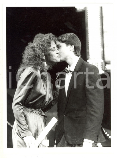 1986 CANNES Festival del Cinema - Maruschka DETMERS bacia Andrej TARKOVSKIJ Foto