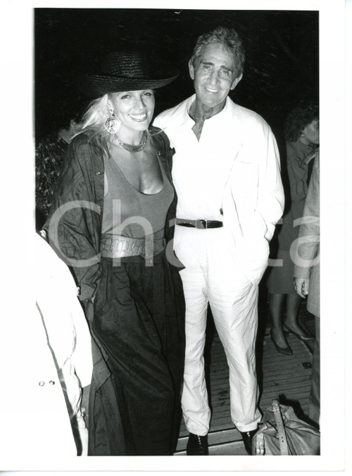 1986 VENEZIA Ritratto di Walter CHIARI con Patrizia CASELLI *Foto 18x24 cm