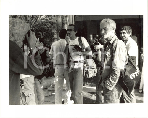 1985 ca ITALIA CINEMA - Gian Maria VOLONTÉ a un evento *Fotografia 25x20 cm