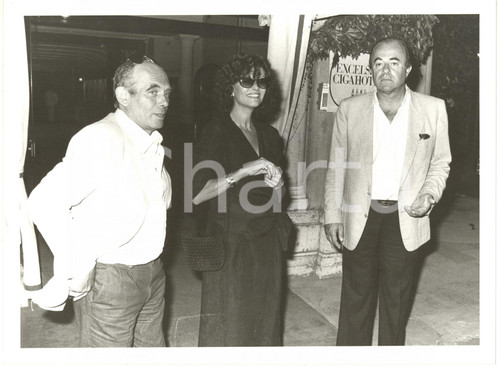 1985 ca VENEZIA CINEMA Arrigo PETACCO Claudia CARDINALE Pasquale SQUITIERI *Foto