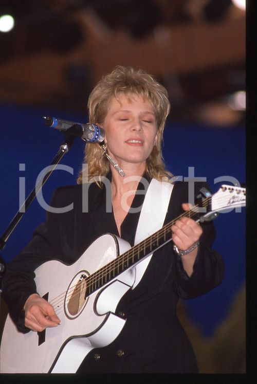 35mm vintage slide* 1990 - FESTIVAL DI SANREMO Lena BIOLCATI sul palco (9)