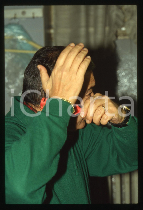 35mm vintage slide* 1990ca Renzo MONTAGNANI ritratto in camerino (7)