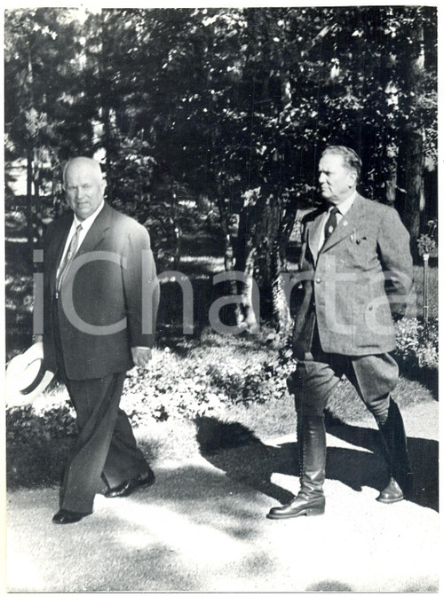 1963 (ma 1960 ca) BELGRADO - Nikita CHRUSCEV con Josip Broz TITO *Foto 13x18