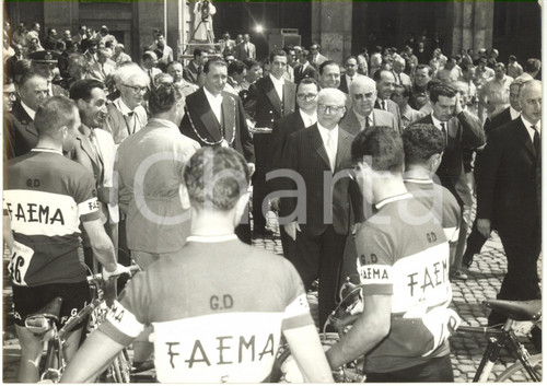1960 ROMA QUIRINALE - Giovanni GRONCHI alla partenza del 43° GIRO D'ITALIA *Foto