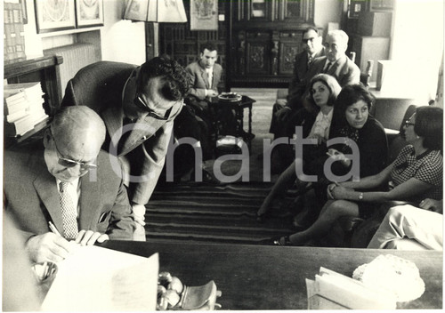 1968 GENOVA Disastro di via Digione - I parenti delle vittime *Foto 24x17 cm