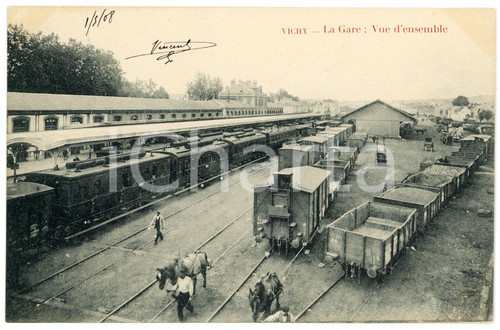 1908 VICHY (FRANCE) La Gare: Vue d'ensemble - Animated postcard train  Cartolina postale d'epoca, scritta ma non viaggiata.CONDIZIONI: GFORMATO: FP    originale e autentica 1