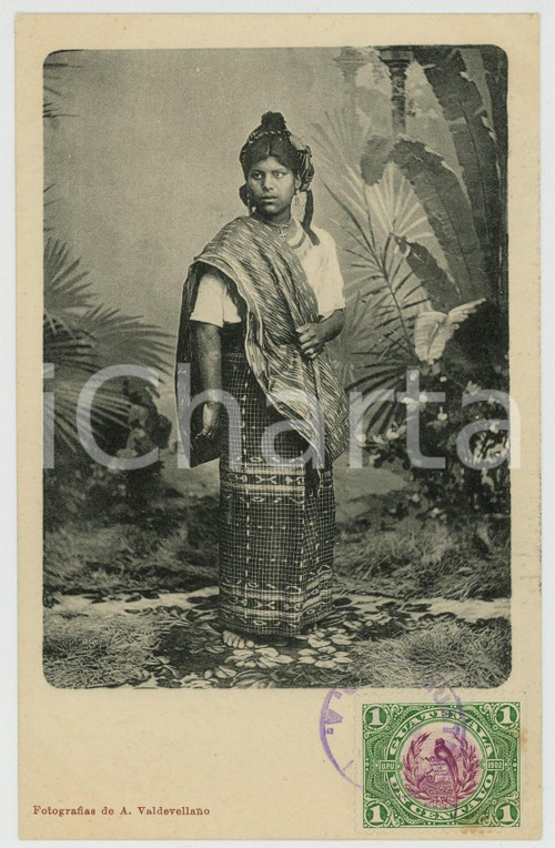 1900 ca GUATEMALA Joven mujer indígena - Postcard TYPES ETHNIC  Cartolina postale d'epoca, con bollo e timbro al recto.CONDIZIONI: G FORMATO: FP    originale e autentica 1