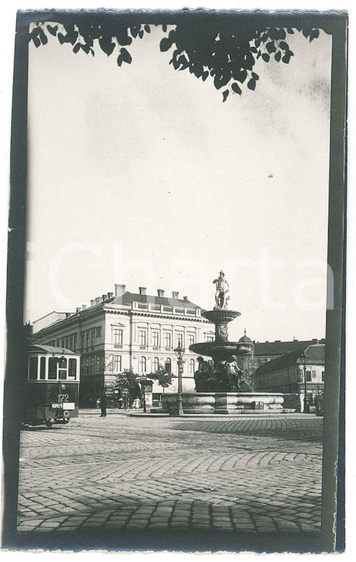 1905 BOMBAY (INDIA) Architettura coloniale - Piazza - Foto ANIMATA tram 13x9 cm  Fotografia d'epoca. GOOD/buono ma difetti di stampa Formato: 10x15 cm originale e autentica 1