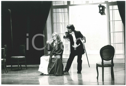 1981 TEATRO Valeria MORICONI Antonio FRANCIONI in "Hedda Gabler" di Ibsen *Foto  Fotografia originale, con didascalia al verso. GOOD/buono  Formato: 30x20 cm originale e autentica 1
