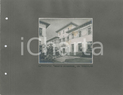 1921 TREVISO Istituto "Dante Alighieri" - Foto progetto FERRAZZA CABIATI 32x24 Fotografia d'epoca, che mostra il progetto dello studio di architettura di Guido Ferrazza, Ottavio Cabiati e Alberto Alpago-Novello.Montato su cartoncino morbido.CONDIZIONI: F (macchie di colla sulla fotografia, fori da classificatore a un lato)FORMATO: 14x11 cm (fotografia); 32x24 cm (cartoncino)     originale e autentica 1