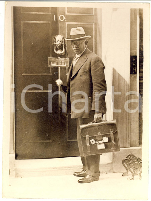 Fotografia d epoca originale 1931 LONDON James Henry THOMAS at Cabinet Ministers in financial crisis Photo 1
