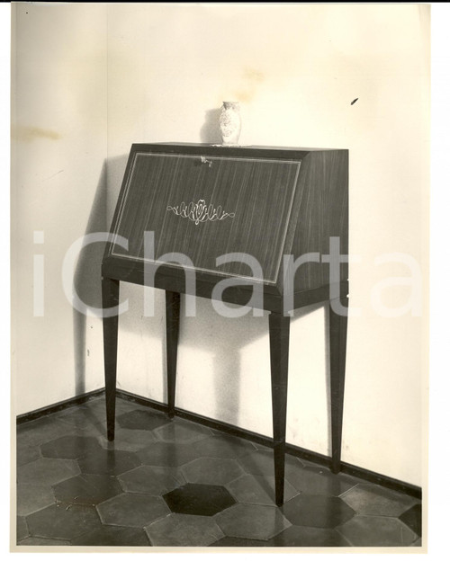 Fotografia d epoca originale 1960 ca SEVESO Fratelli BARNI Mobile ingresso con ribalta Foto MODERNARIATO 1