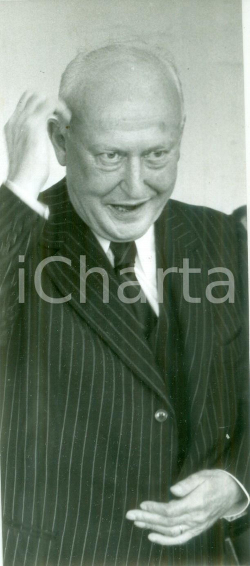 Fotografia d epoca originale 1982 PARIS FRANCE Politico Pierre PFLIMLIN a un incontro di partito Fotografia 1