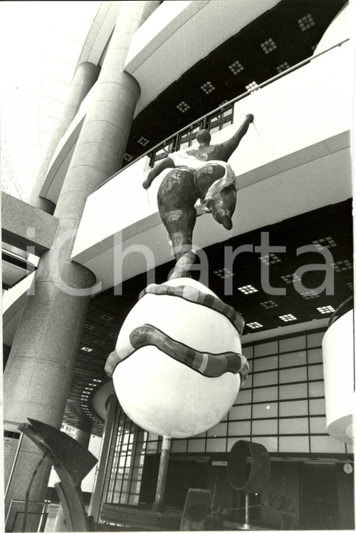 Fotografia d epoca originale 1989 PARIS F Opera BASTILLE  Sculpture de Niky de SAINTPHALLE Photographie 1