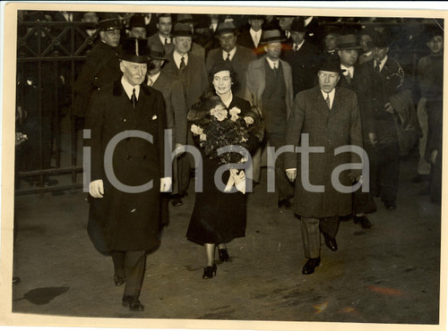 Fotografia d epoca originale 1937 PARIS Eric PHIPPS ambassadeur d ANGLETERRE avec Pierre BECQ de FOUQUIERES 1