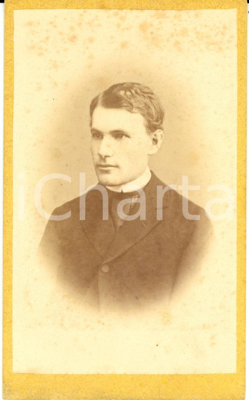 Fotografia d epoca originale 1873 WIEN A Ritratto di giovane uomo in abiti borghesi Foto H. HAMSEN 1
