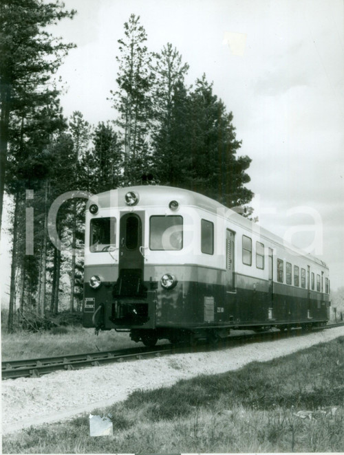 1975 ca ETIOPIA Locomotiva passeggeri ZE 101 in transito *Fotografia