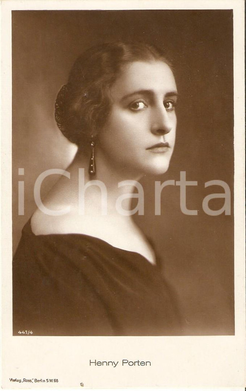 1930 ca CINEMA Actress Henny PORTEN Portrait with earrings*Cartolina FP NV