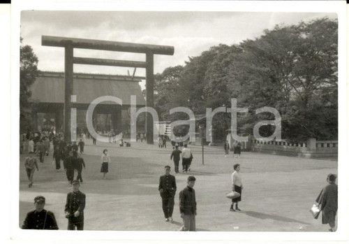 1958 TOKYO Il grande torii del santuario YASUKUMI pro CADUTI GUERRE *Foto 9x7