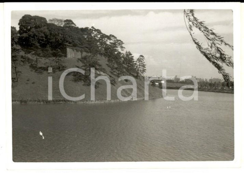 1958 TOKYO Veduta del Palazzo Imperiale dall'acqua *Foto 9x7 cm