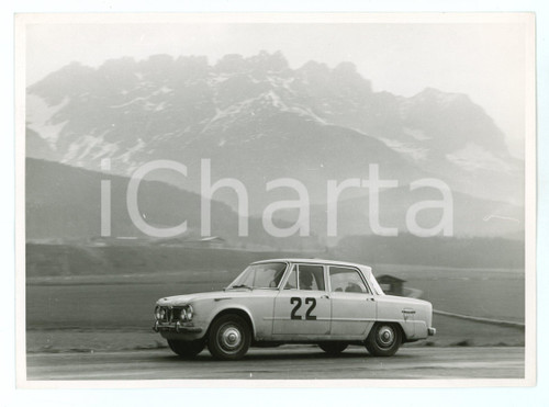 1965 ca MOBIL ECONOMY RUN Alfa Romeo Giulia 1300 sfreccia *Foto JOLLY CLUB