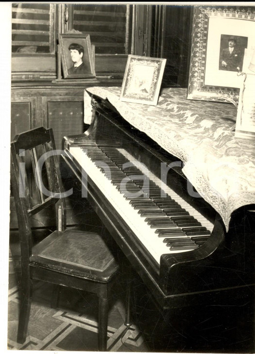 1957 MILANO Il pianoforte di Arturo TOSCANINI dopo la morte del Maestro *Foto