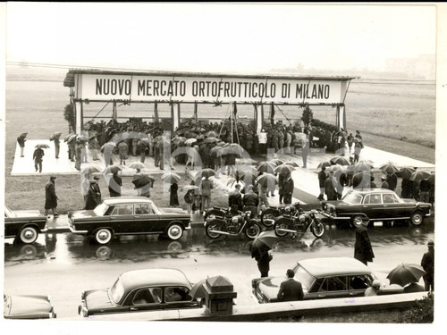 1960 MILANO Posa prima pietra Nuovo Mercato Ortofrutticolo con Giovanni GRONCHI
