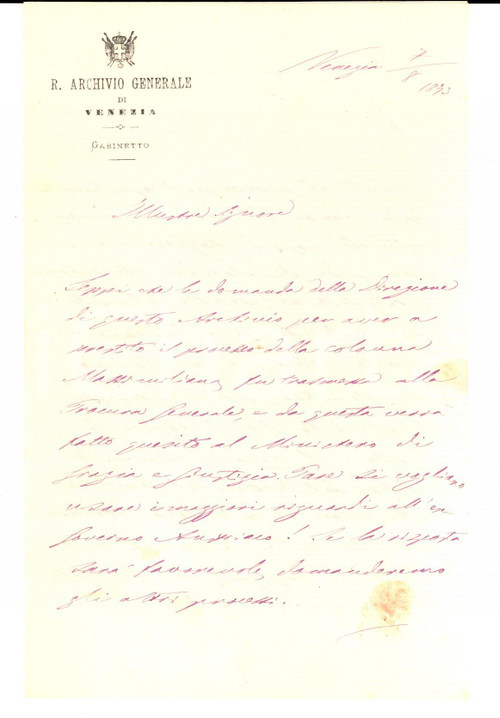1873 VENEZIA Bartolomeo CECCHETTI e i calabroni nel teschio del Petrarca Lunga e interessante lettera, interamente autografa, di mano di Bartolomeo Cecchetti, noto studioso e archivista.Cecchetti si stupisce dei riguardi tenuti verso la passata amministrazione austriaca e racconta dello scarso interesse rivestito dalle carte relative all'apertura della tomba del Petrarca (per un nido di calabroni nel teschio). CONDIZIONI: FAIR (lievi gualciture e macchie; tagli)PAGINE: 4       originale e autentica 1