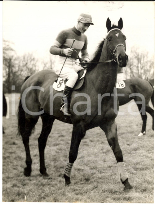 1958 AINTREE Grand National Steeplechase - Horse CANNOBIE LEE ridden by W. REES