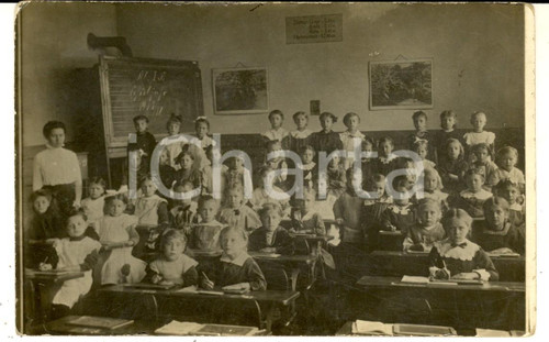 1915 ca GERMANIA Classe elementare femminile con maestra *Foto cartolina VINTAGE