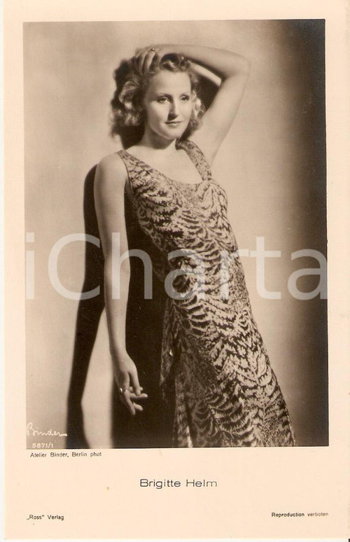 Cartolina originale da collezione 1935 ca CINEMA Attrice Brigitte HELM con costume di scena *Cartolina FP NV 1