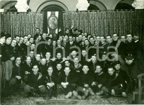 Fotografia d epoca originale 1933 MILANO AUTOMOBILE CLUB Erminio BRUSA con giovani automobilisti Fotografia 1