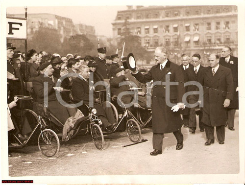 Fotografia d epoca originale 1938 Paris President Albert Lebrun davant grand mutilÃ©s 1