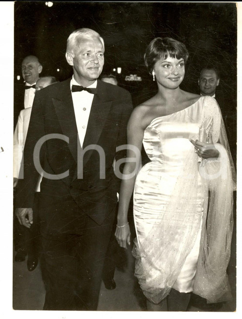 1958 VENEZIA Inaugurazione MOSTRA DEL CINEMA Nadja TILLER Peter VAN EYCK - Foto