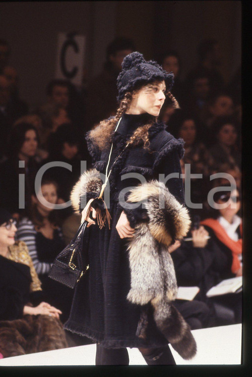 35mm vintage slide* 1993 MILANO FENDI Sfilata autunno-inverno '93-'94 (34)