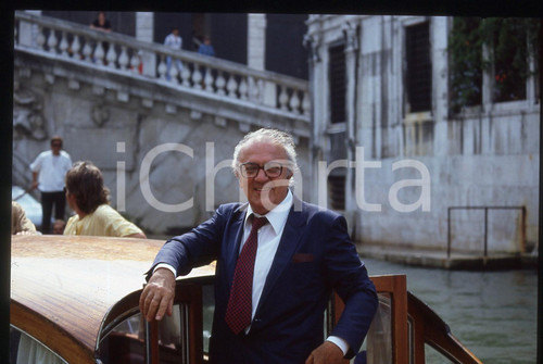 35mm vintage slide* 1983 VENEZIA Federico FELLINI in motoscafo - Ritratto (8)