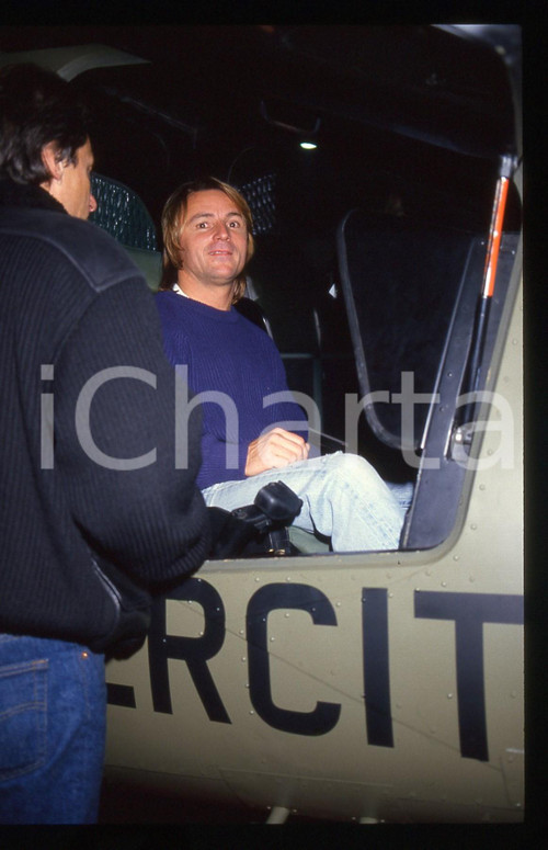 35mm vintage slide* 1985 ca COSTUME Renè ARNOUX su elicottero ESERCITO ITALIANO