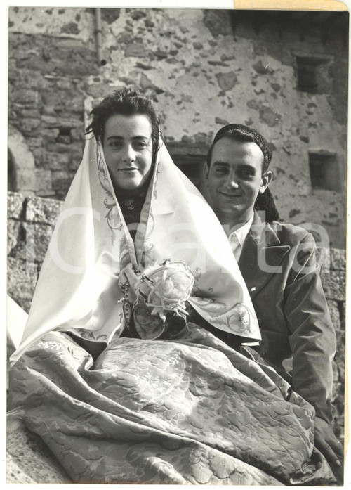 1955 ca PETRALIA SOTTANA Il tradizionale corteo nuziale - Gli sposi *Foto 13x18