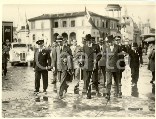 Fotografia d epoca originale 1937 MILANO Fiera Campionaria  Eugenio di SAVOIA e Piero PURICELLI Fotografia 1