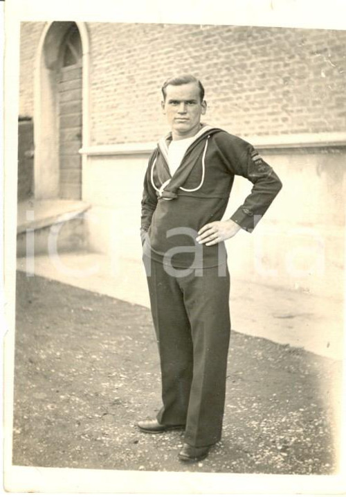 Fotografia d'epoca originale 1940 ca REGIA MARINA Ritratto dell'allievo Teresiano DE MEDA *Foto 6 x 9 cm 1