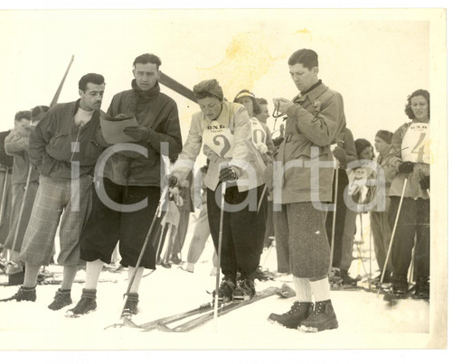 Fotografia d epoca originale 1942 ASIAGO VI Campionato Sci OPERA NAZIONALE DOPOLAVORO  Discesa femminile 1