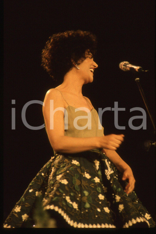 35mm vintage slide* 1990 FESTIVAL SANREMO Mia MARTINI - LA NEVICATA DEL '56 (12)