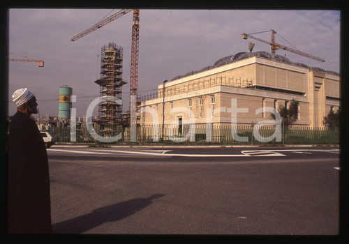 35mm vintage slide* 1990ca ROMA Muhammad Nur al-Din Isma'il presso la Moschea 12