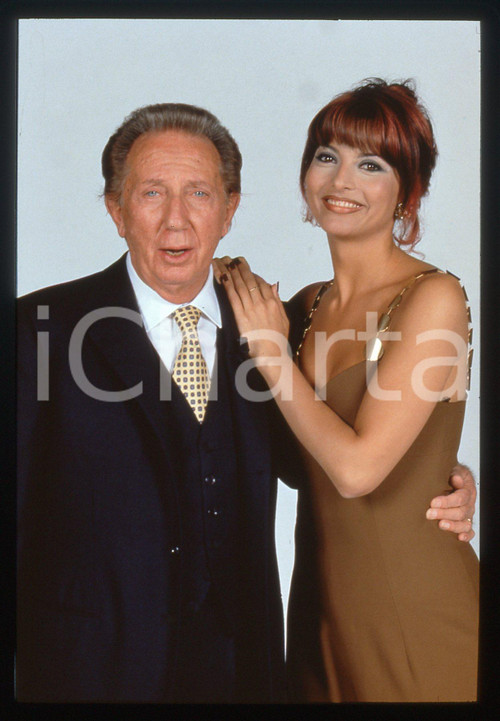35mm vintage slide* 1998 RETE 4 Mike BONGIORNO e Miriana TREVISAN - Ritratto (4)