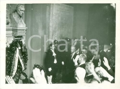 Fotografia d epoca originale 1938 MILANO PALAZZO MARINO Cerimonia per decennale morte Luigi MANGIAGALLI Foto 1