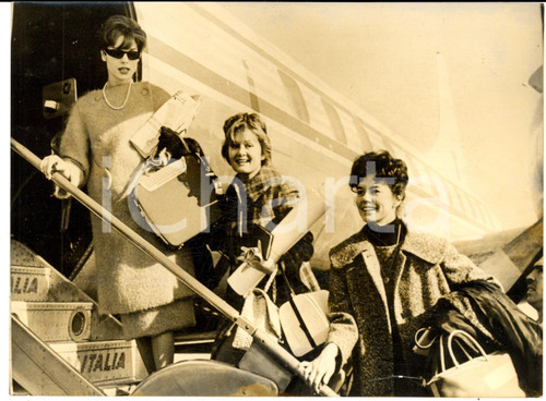 1959 ROMA Elsa MARTINELLI Giorgia MOLL Novella PARIGINI in partenza per Tunisi