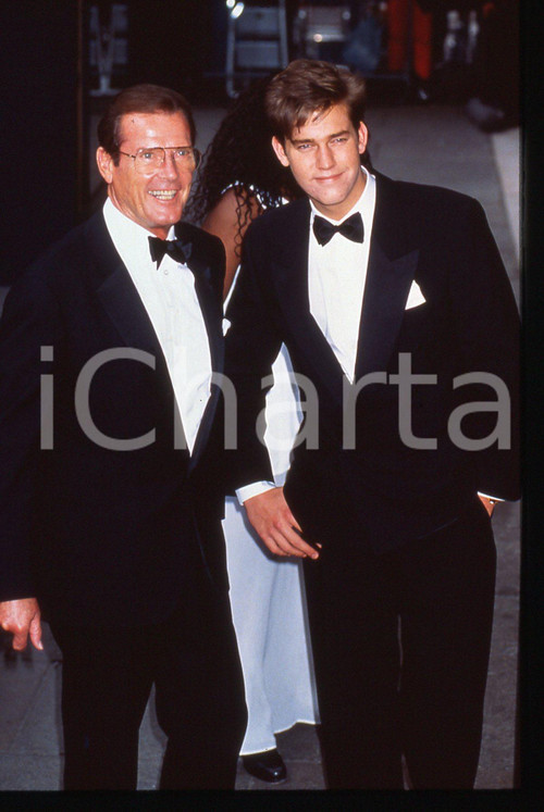 35mm vintage slide* 1994 LONDON - BAFTA Awards - Roger and Christian MOORE